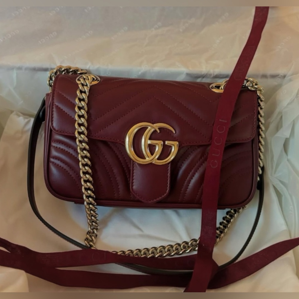 Rare Gucci Maroon Leather Bag with Gold Chain
